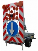 Remorca cu panou semnalizare si dirijare trafic - 1 indicator rutier si panou sageti semnalizare si dirijare trafic 17 lampi LED